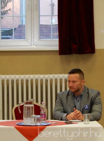 Igaz beszéd - dr. Ujhelyi István Berettyóújfaluban 03